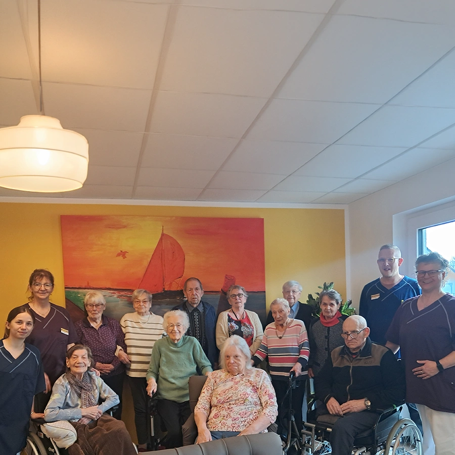 Gemeinschaftsfoto der WG Unser kleines Heim